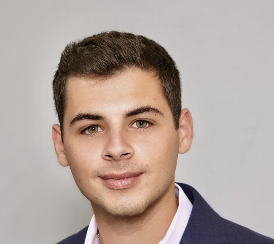 Maxwell Calderon